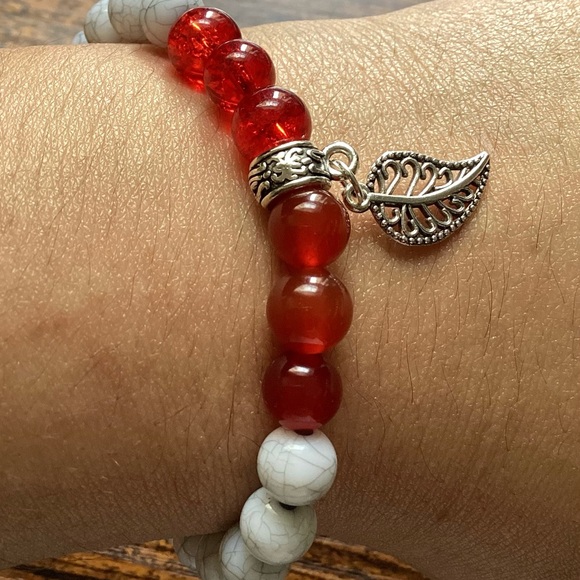 Bracelets - Picture 5 of 6